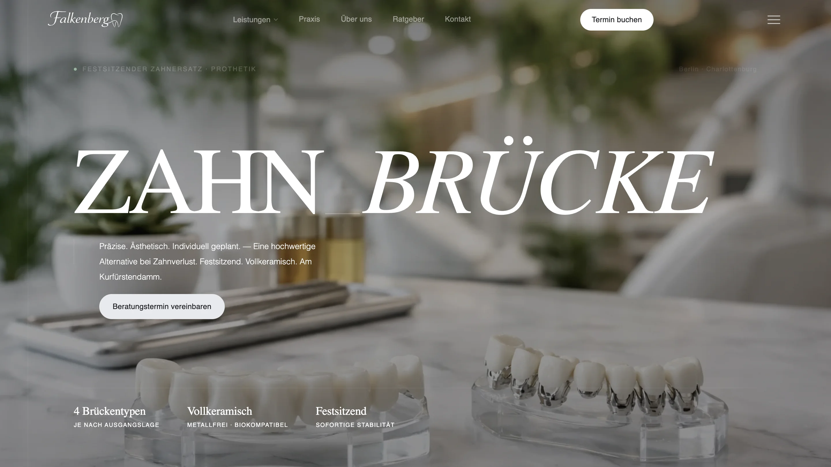 Dunkle Interface-Sektion der Praxis mit hochwertiger Typografie